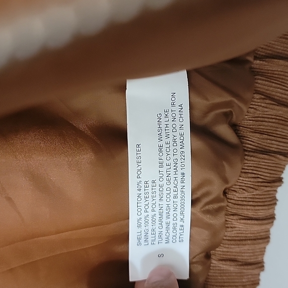 Fashion Nova Cover Your Tracks Puffer Women's Jacket Color Camel - Picture 6 of 9